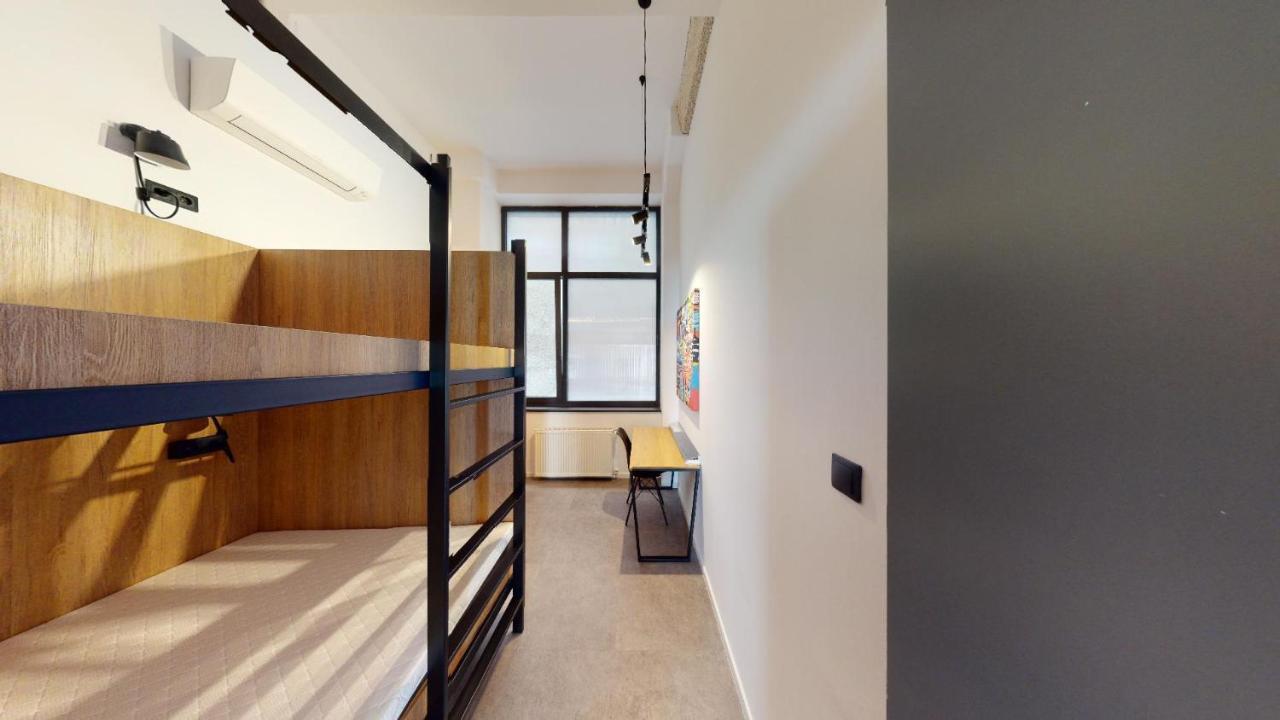 Apartament In 10 *